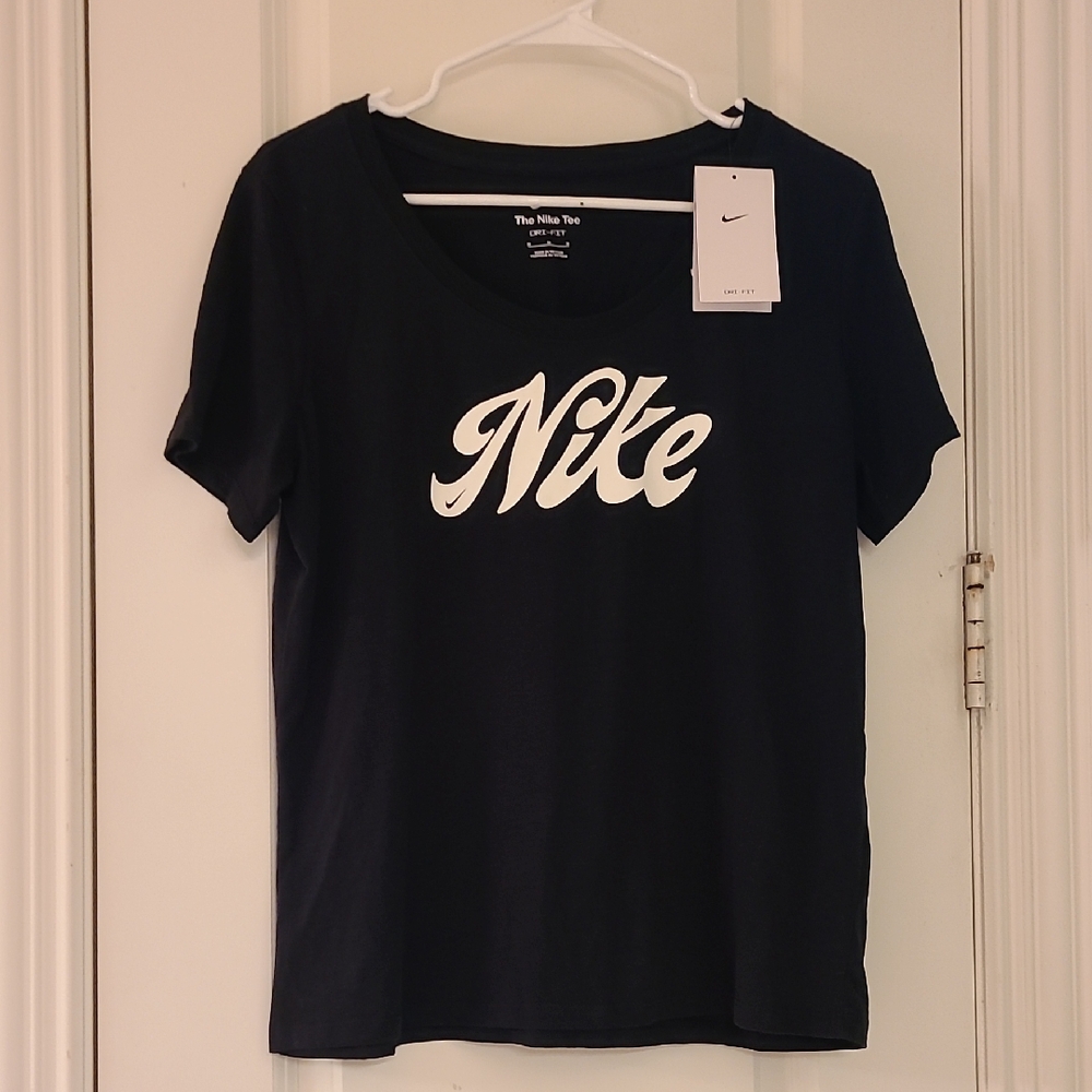 Nike Women's Dri-Fit Scoop Neck Tee Shirt Top Black with White Logo NWT NEW